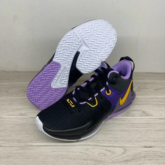 Nike | Shoes | Nike Lebron Witness 7 Mid Mens Basketball  display picture 2